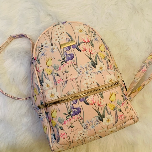 Aldo Handbags - ALDO | Beautiful backpack 🎒